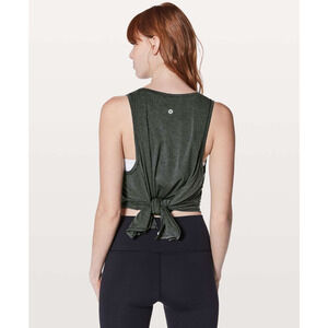 Lululemon Watch Me Flip Tank Top Heathered Black W1ASFS Women’s Size 6/8